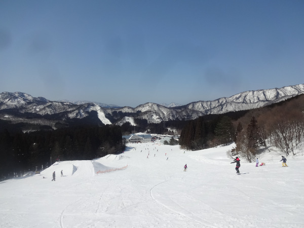 新潟県 下越 営業休止のスキー場: 追憶のゲレンデ